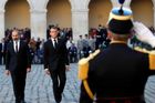Smutečního obřadu se zúčastnil současný francouzský prezident Emmanuel Macron a arménský premiér Nikol Pašinjan. Aznavourovi rodiče byli původem Arméni, sám zpěvák se ke kořenům hrdě hlásil.
