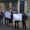 Demonstrace proti Romanu Jochovi