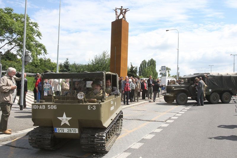 Pomník operaci Anthropoid odhalen