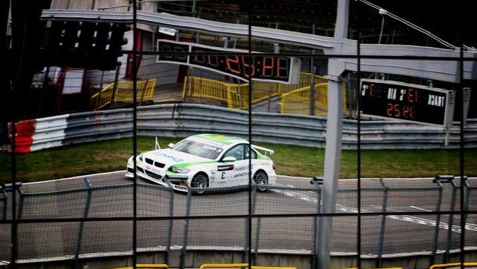 Augusto Farfus Jr. (BMW Team Germany, BMW 320si) ujel během dvoudenního testování 196 kol, což při délce okruhu 5,403 m představuje 1059 km.