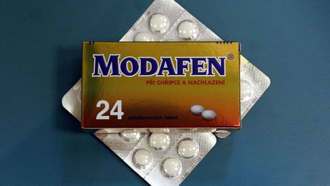 Modafen obsahuje pseudoefedrin a stává se tak oblíbeným artiklem výrobců drog