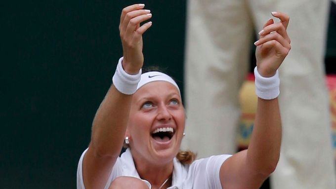 Petra Kvitová ve finále Wimbledonu neměla s Eugenií Bouchardovou slitování. Po Martině Navrátilové se tak stala teprve druhou českou rodačkou, která ve Wimbledonu vyhrála více než jednou.