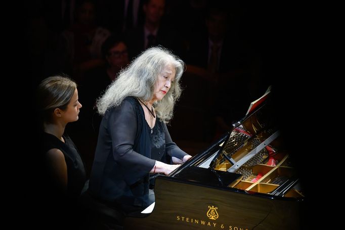 Martha Argerich (vpravo) na festivalu Dvořákova Praha.