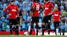 Manchester City vs. United, utkání Premier League (Rooney, Welbeck, Carrick)