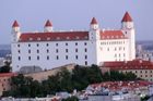 Bratislavský hrad "ozdobí" velká socha Svatopluka