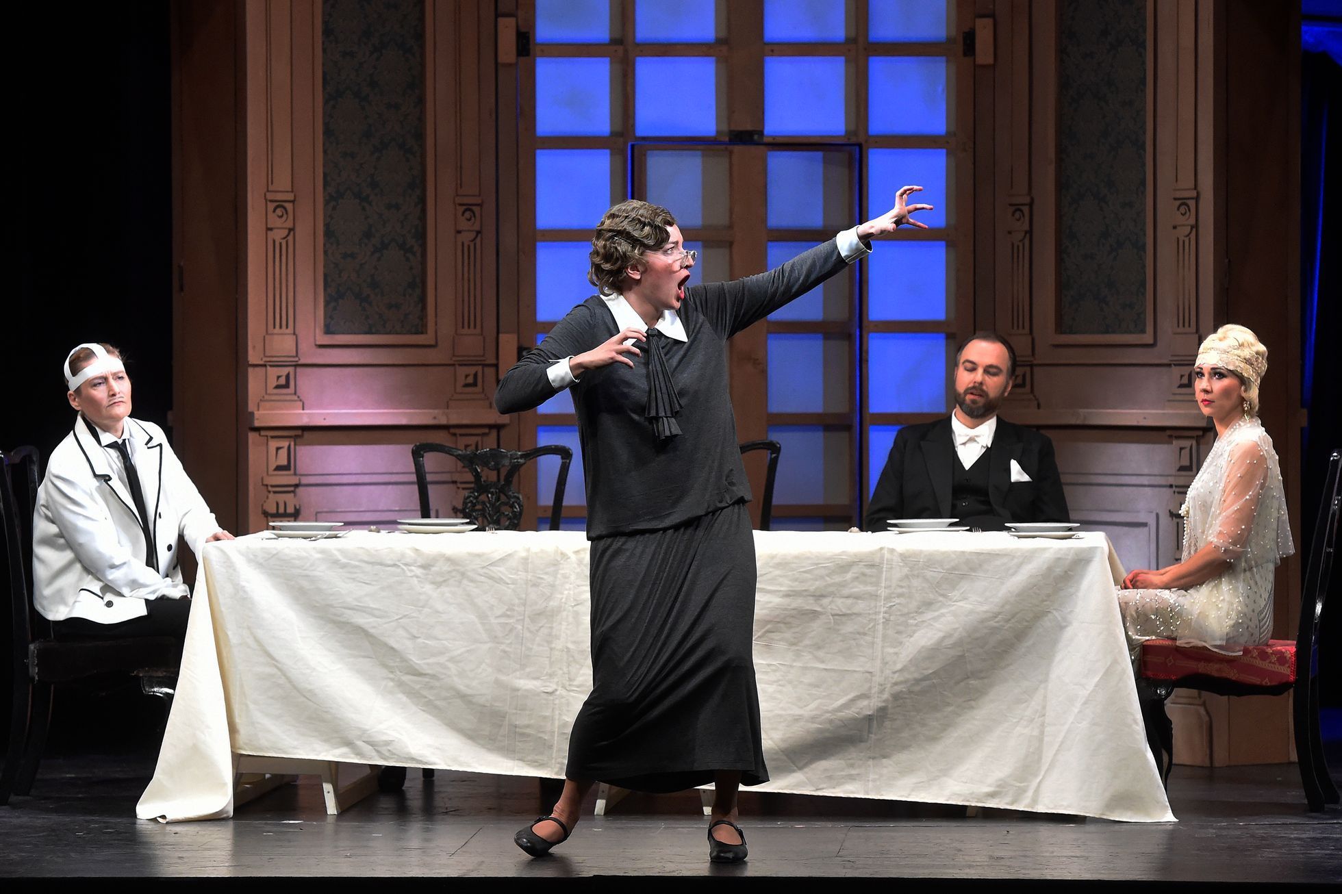 Bílý pán aneb Těžko se dnes duchům straší