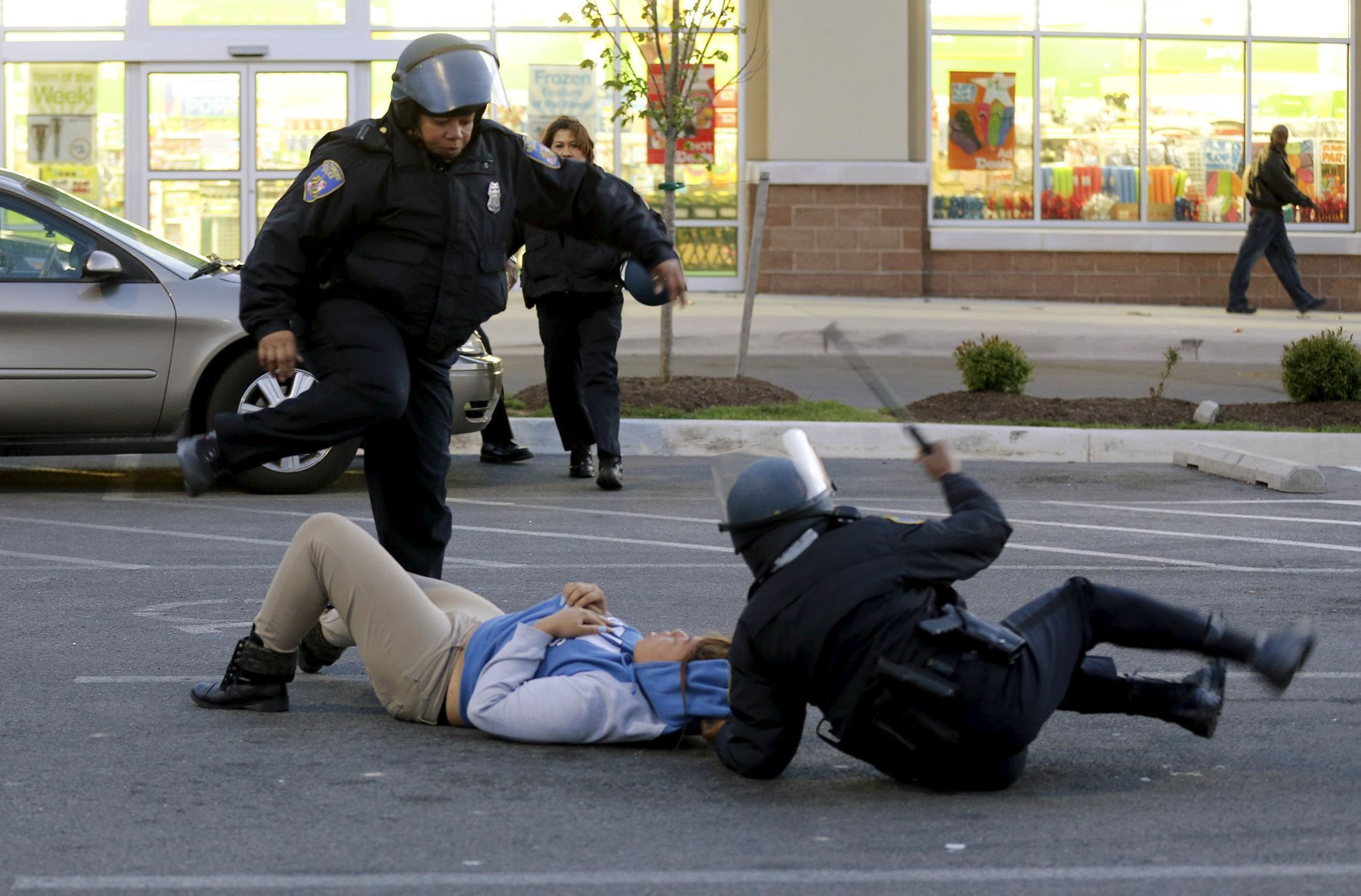 USA - Baltimore - nepokoje - policie