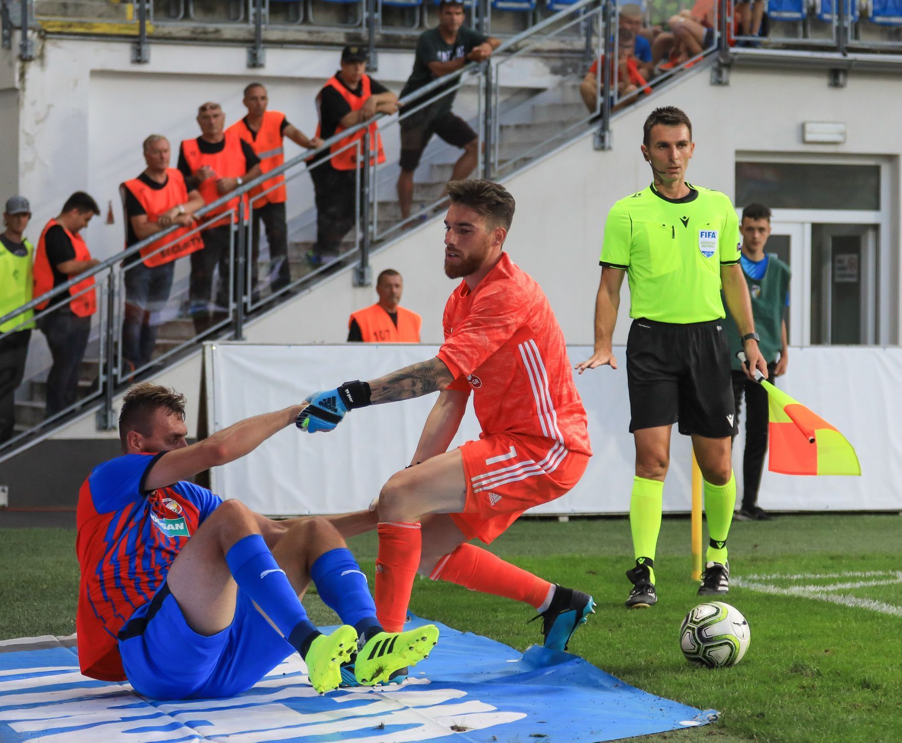 Liga mistrů 2019/2020, 2. předkolo, Plzeň - Olympiakos Pireus, Tomáš Chorý a José Sá