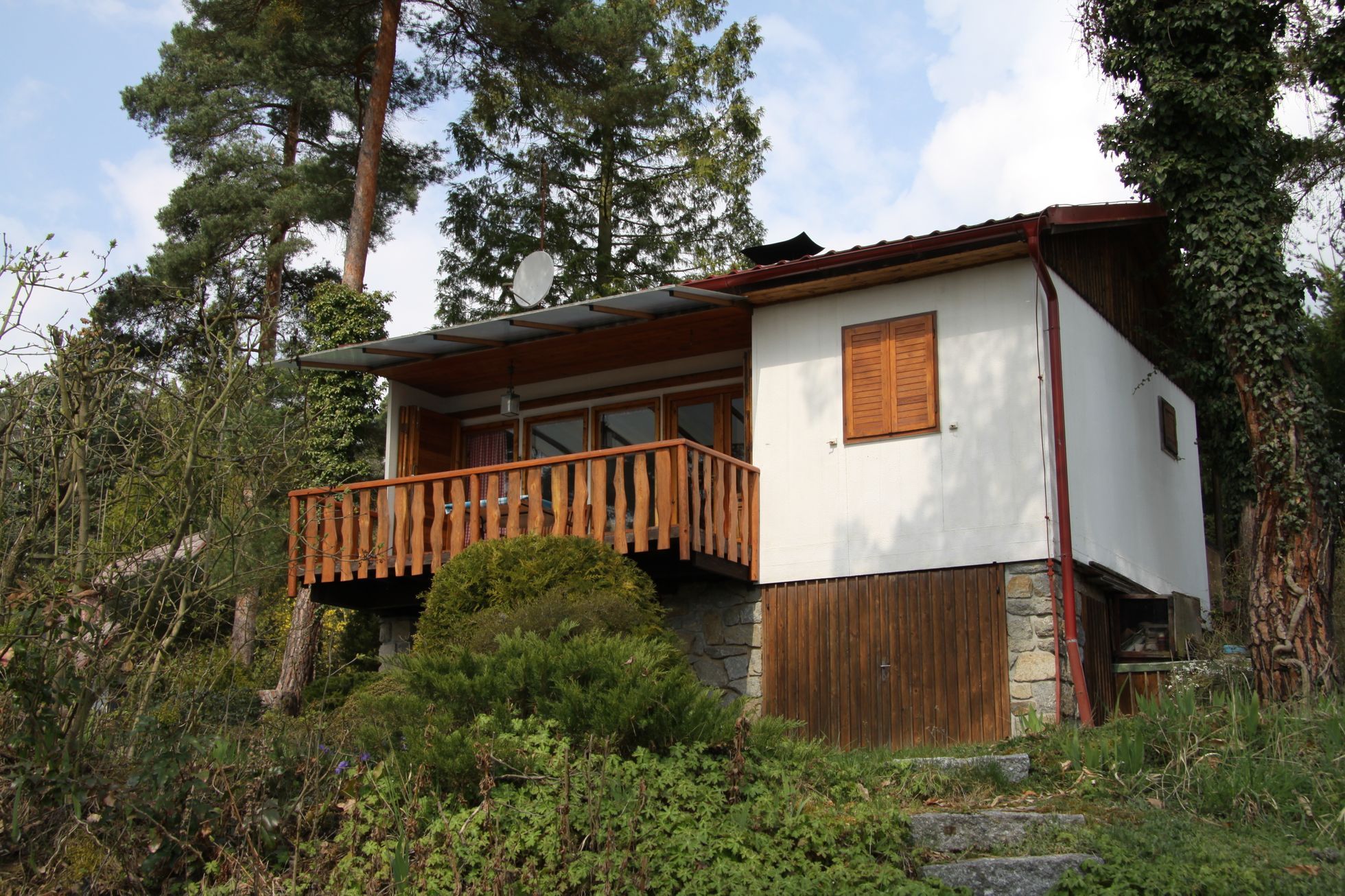 Chaty, chalupy, apartmány, rekreační zařízení