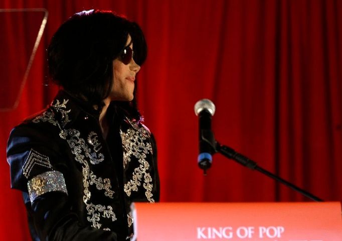 Michael Jackson na tiskové konferenci