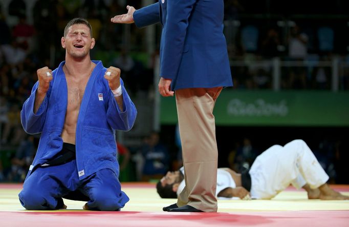 OH 2016, judo do 100 kg, finále: Lukáš Krpálek (v modrém)