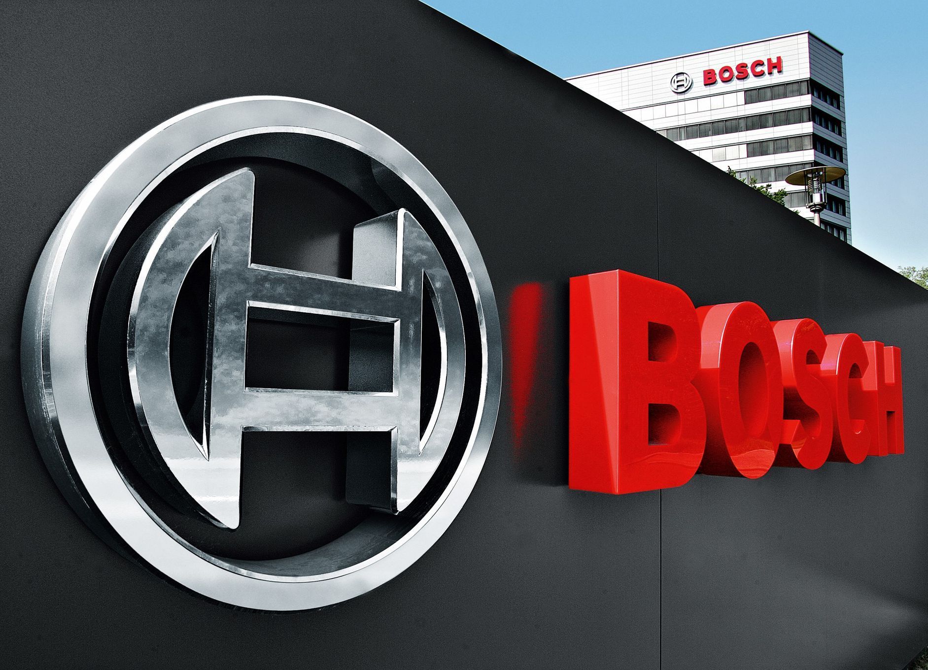 Bosch Logo a Centrála