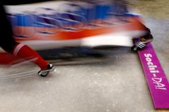 Mezinárodní olympijský výbor diskvalifikoval z her v Soči kvůli dopingu další tři ruské bobisty