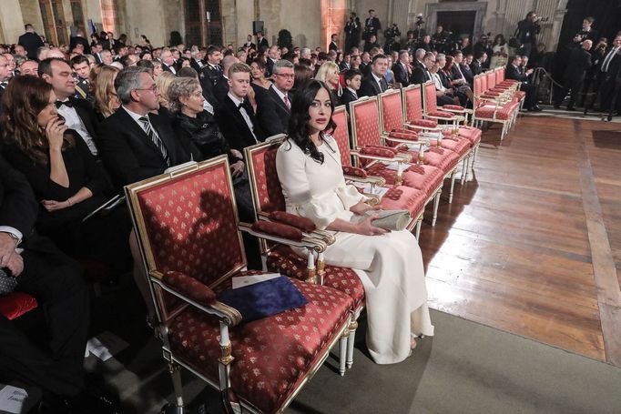 Fotografie z ceremoniálu udílení státních vyznamenání prezidentem ČR Milošem Zemanem na Pražském Hradě. 28. 10. 2019.