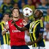 Fenerbahce vs. Arsenal, play off Ligy mistrů (Webo a Rosický)