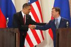 Volby v USA mohou pohřbít dohodu Obama-Medveděv z Prahy