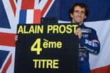 Alain Prost sice v roce 1984 právě s Laudou prohrál titul mistra světa o pouhého půl bodu, ale v celkové bilanci je na tom lépe - šampionem se stal celkem čtyřikrát.