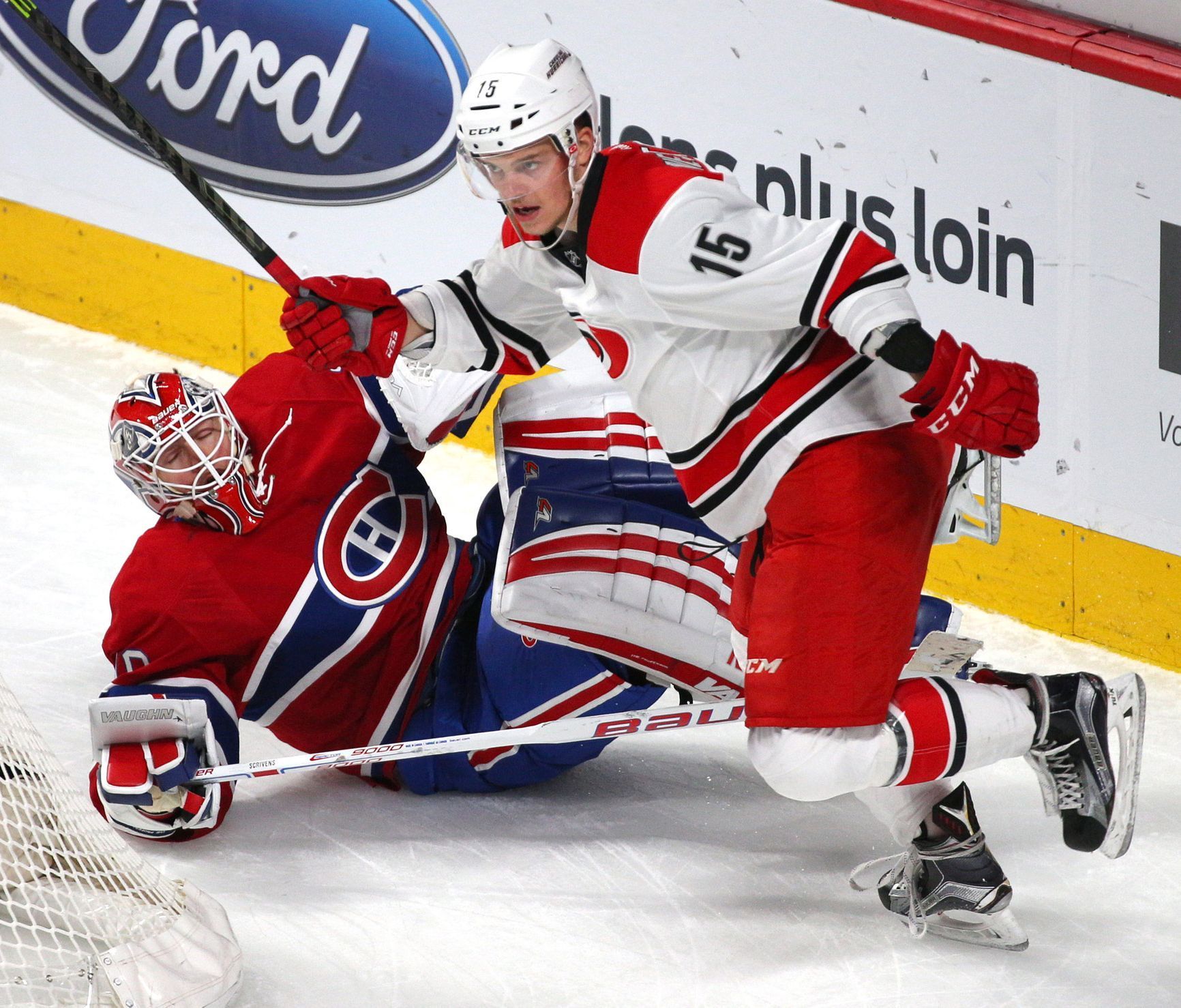 NHL: Carolina Hurricanes vs. Montreal Canadiens (Ben Scrivens, Andrej Nestrašil)