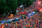 Španělé věří, že fotbalový triumf pomůže ekonomice