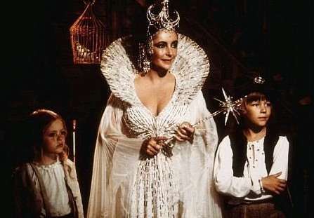 Elizabeth Taylor - Modrý pták 1976
