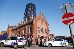 Útočník z Charleroi žil v Belgii nelegálně, neuposlechl výzvu k vyhoštění