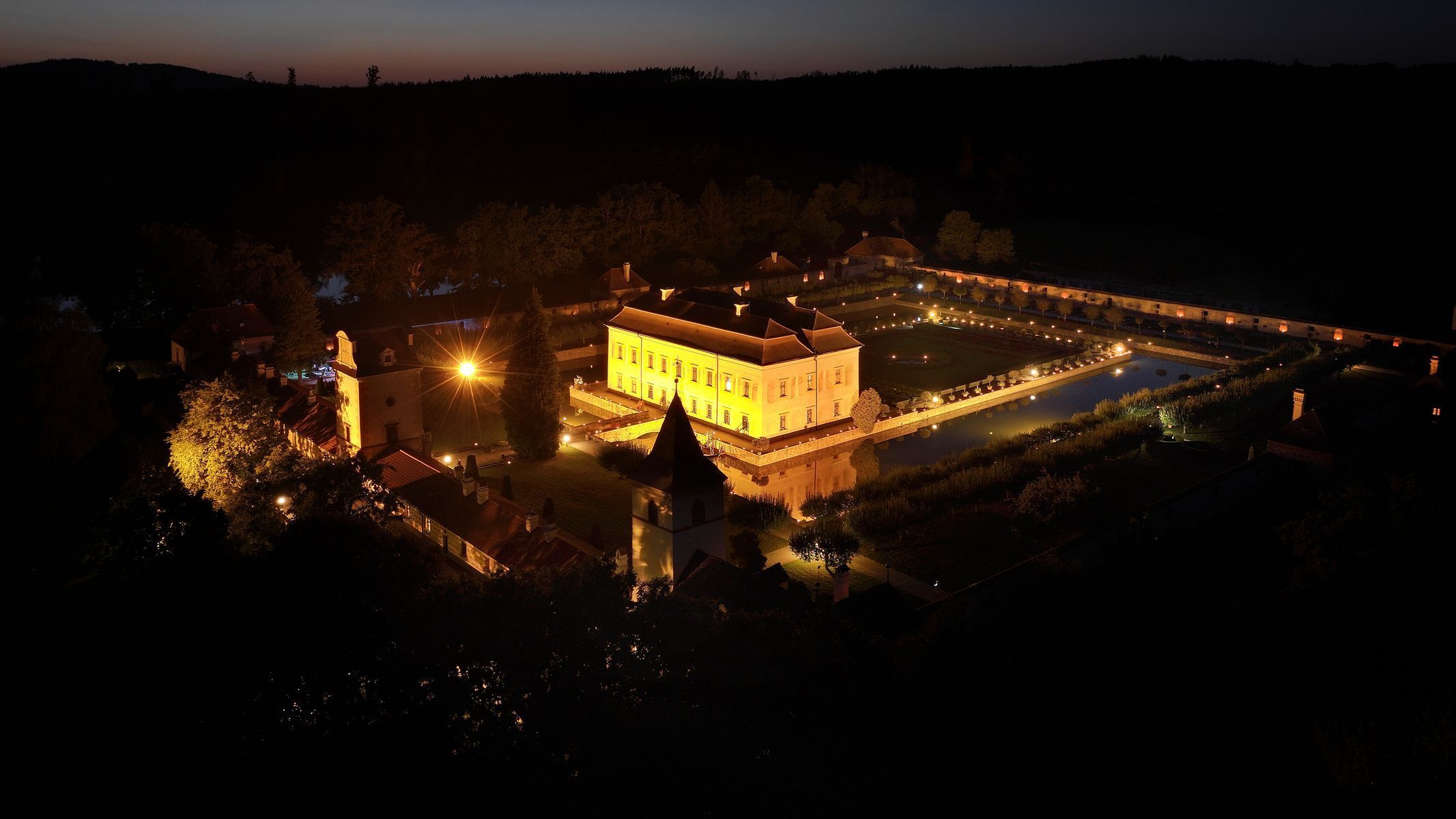 A noc bude mým světlem