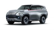 Mitsubishi chystá tři hybridní vozy. Toto je koncept velkého SUV.