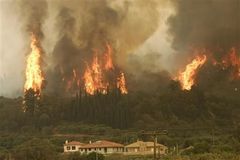 Řecko znovu bojuje s rozsáhlými požáry
