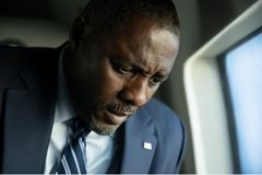 Osmnáct minut do apokalypsy. Strhující thriller o balistické střele mířící na Chicago