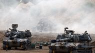 Israeli mobile artillery units on the Israeli side of the Israel-Gaza border