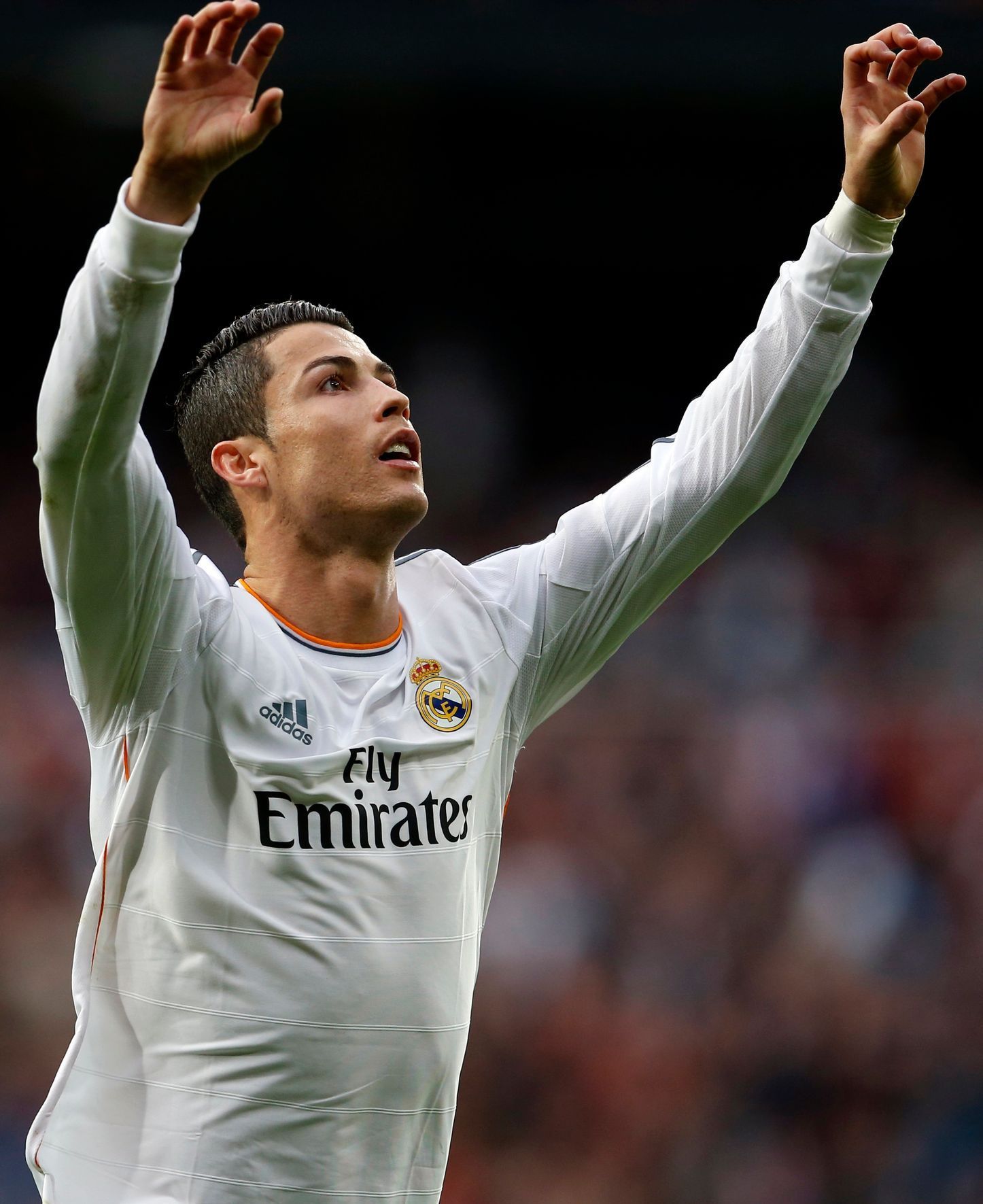 Ronaldo se raduje z jedné ze tří branek, které vstřelil San Sebastianu