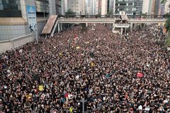 V Hongkongu si připomněli výročí protestů. Policie zadržela nejméně tři demonstranty