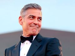 George Clooney si střihne roli cynického vědce.