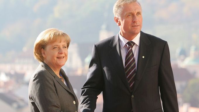 Mirek Topolánek vítá Angelu Merkelovou