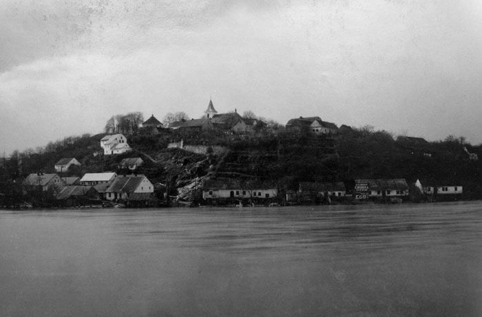 Týnec při povodni v roce 1928