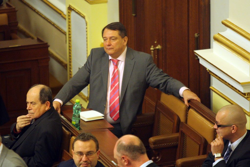 Vyjádření nedůvěry, díl pátý