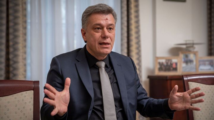 Trestáme moc tvrdě, říká Blažek. Zmírnění navrhuje pro zloděje i neplatiče alimentů