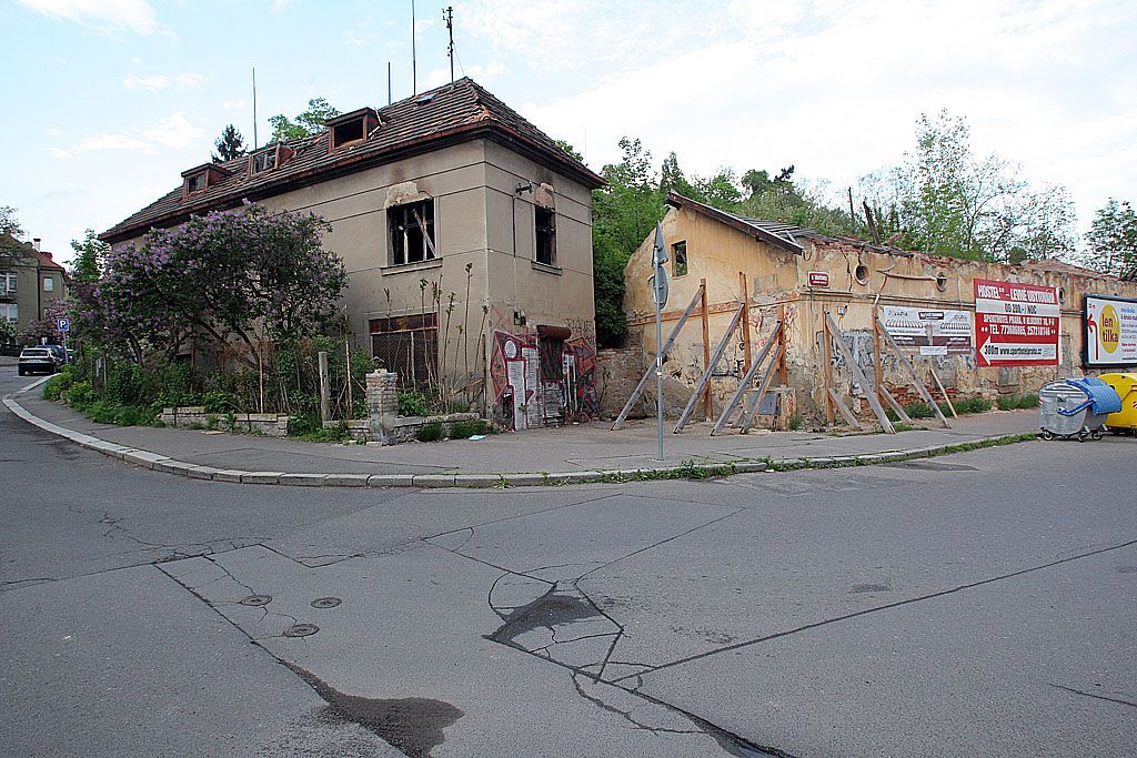 Pražské památky ohrožené