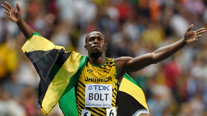 Usain Bolt si návratu na trůn v závodě na 100 metrů. Kvůli únavě si však odpustil řadu svých šoumenských kousků.