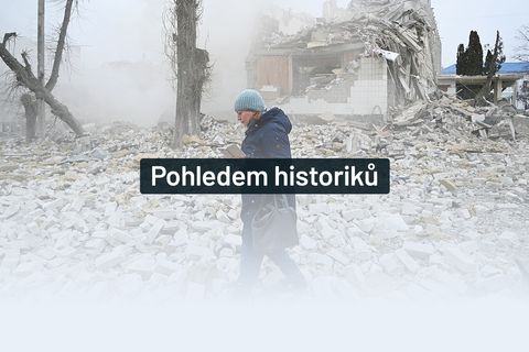 Je Ukrajina nacistická a ruský útok novou etapou dějin? Ptali jsme se historiků