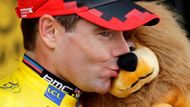 CADEL EVANS. Nejlépe na Tour: 1. místo (2011). Pětatřicetiletý Australan sice nemá tak oslnivou formu jako v loňské sezóně a na Dauphiné Libéré s Wigginsem celkem snadno prohrál, můžete si být ale jisti, že pro obhajobu triumfu z Tour udělá na trati maximum. Mezi lídry jednotlivých stájí totiž jen stěží najdete většího dříče a bojovníka, než je Evans. Navíc letos k sobě má velmi dobře poskládaný tým, který by mu měl v horách pomoci více než loni. A i kdyby tomu tak nebylo, Evans si dokáže poradit i sám, jak již několikrát dokázal.