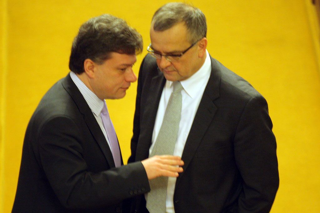 Vyjádření nedůvěry, díl pátý