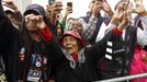 A supporter cheers as U.S. President Barack Obama speaks at campaign rally in Cleveland, Ohio October 5, 2012. REUTERS/Kevin Lamarque (UNITED STATES - Tags: POLITICS ELECTIONS USA PRESIDENTIAL ELECTION) Published: Říj. 5, 2012, 8:13 odp.