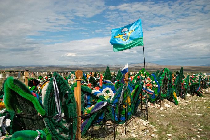 Městský hřbitov v Kyzylu, hlavním městě Tuvinské republiky.