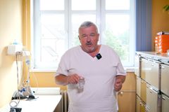 Doktore, poraďte: Jak na dehydrataci. Jakmile se jazyk lepí na patro, je pozdě