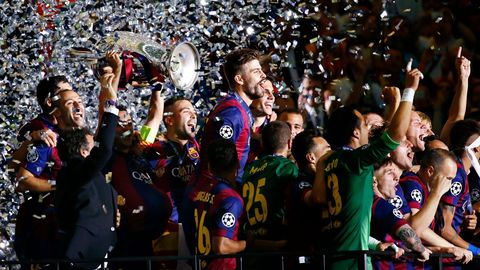 Fanoušci Barcelony slaví vítězství svého týmu