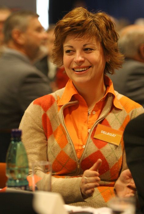 Oranžová delegátka