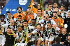 Ronaldo slaví první trofej s Juventusem, rozhodl Superpohár proti AC Milán