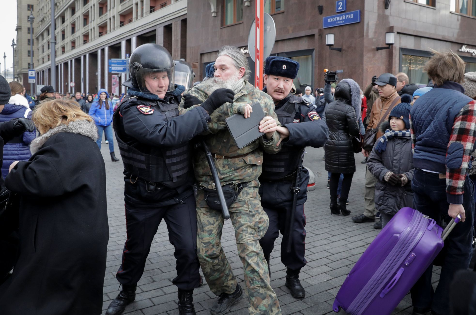 Razie ruské policie v Moskvě