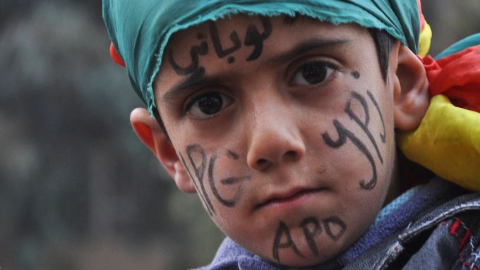 Kurdský chlapec. Ilustrační foto
